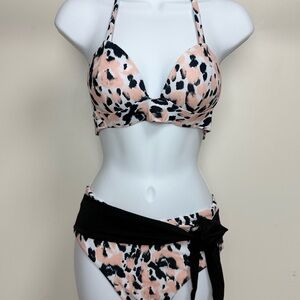 Stylish Leopard Print Bikini Set